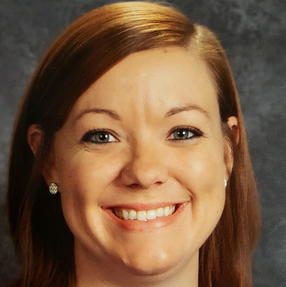 Carly Duykaerts - Poshmark Profile Picture of Carly Duykaerts (@carlyduy) on Poshmark