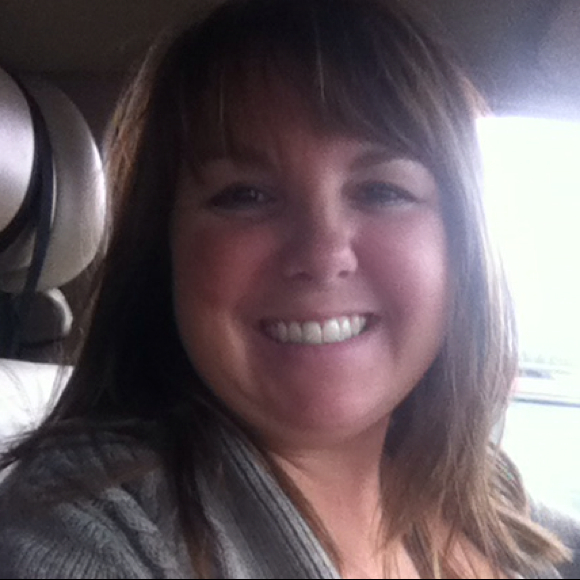 Profile Picture of Jessica Luckey (@jluckey) on Poshmark