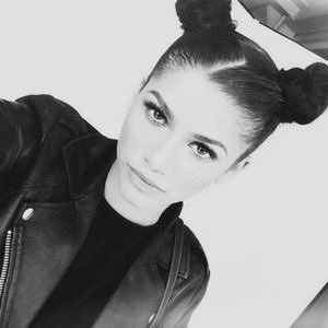 Profile Picture of CoCo Sarantakos (@EnchantedCoCo) on Twitter
