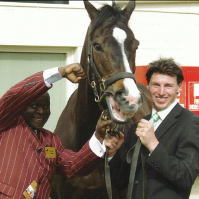 Profile Picture of Jonathan Hassall (@HassallJon) on Twitter