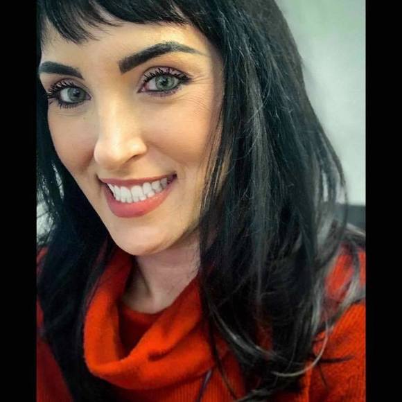 Profile Picture of Alisa Hanes (@mozzer22) on Poshmark