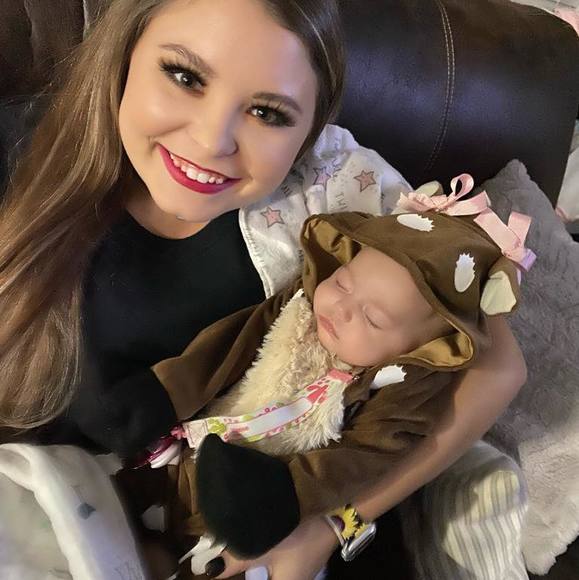 Profile Picture of Amber laraye Shankles (@ashankles0124) on Poshmark