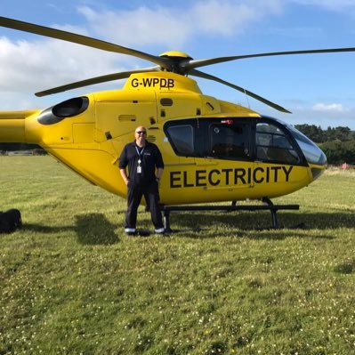 Profile Picture of Richard Clatworthy (@smokersjacket) on Twitter