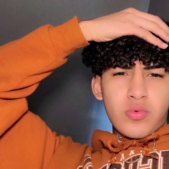 Profile Picture of Bryan Ugalde (@bryanugalde13) on Poshmark