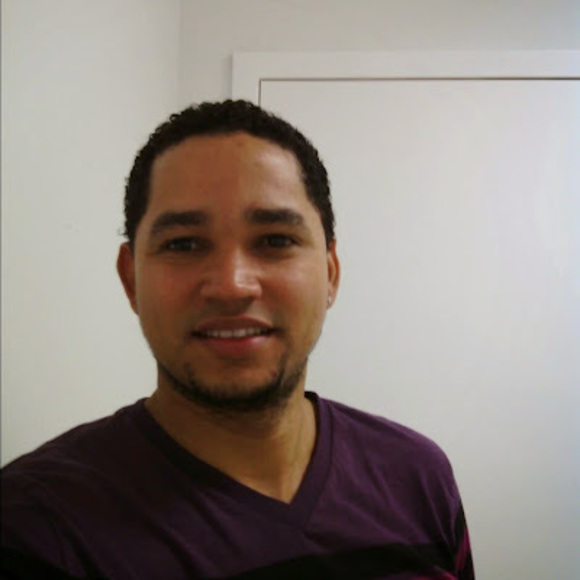 Profile Picture of Victor Paulino (@victorpaulino59) on Poshmark