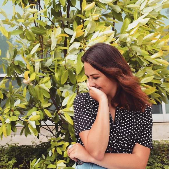 Profile Picture of Maggie Danker (@maggiedank) on Poshmark