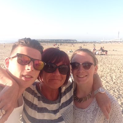 Profile Picture of Monique Sturm (@SturmMonique) on Twitter