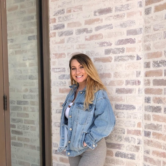 Profile Picture of Jamie Boyce (@jamielboyce) on Poshmark