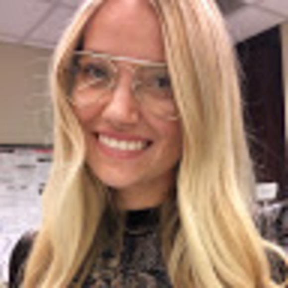 Profile Picture of Ryann Stehley (@ryann_stehley) on Poshmark