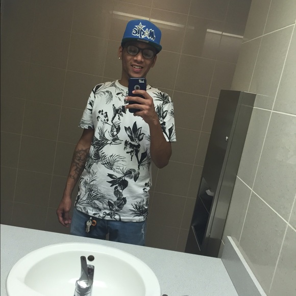 Profile Picture of Ivan Sotomayor (@ivan103095) on Poshmark