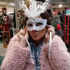 Profile Picture of Amanda Jane Woolaway (@AWoolaway) on Twitter
