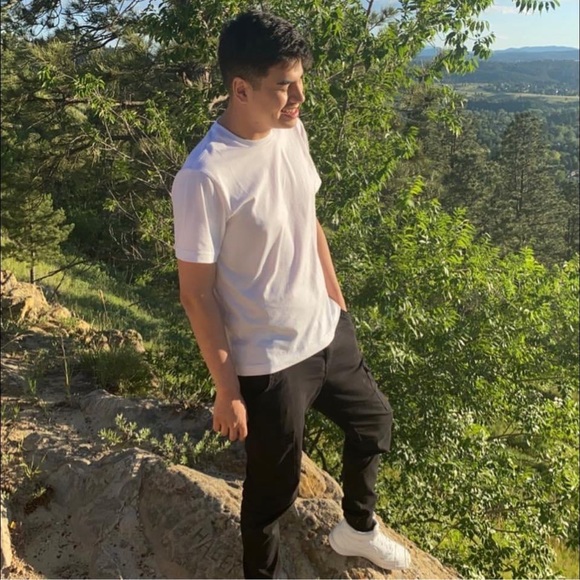 Profile Picture of Elijah Steele (@elioamante25) on Poshmark