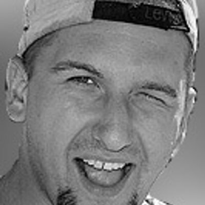 Profile Picture of Tomasz Wojciechowski (@eveourve) on Twitter