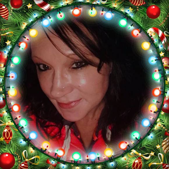 Profile Picture of Shannon Sickinger (@s_sickinger) on Poshmark