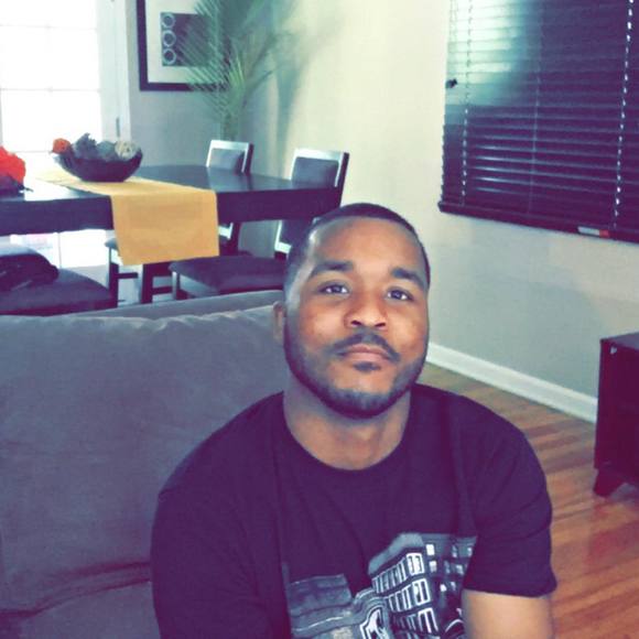 Profile Picture of Michael Fields (@mfields216) on Poshmark