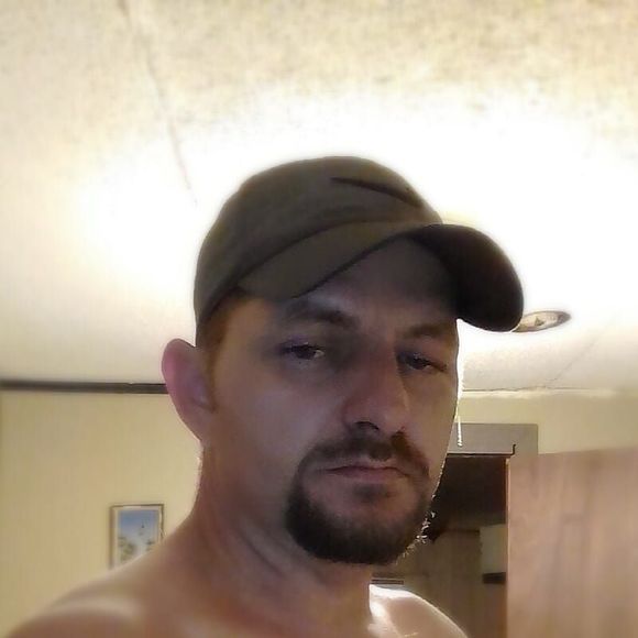 Profile Picture of Kenneth Aliff (@kennethaliff7) on Poshmark