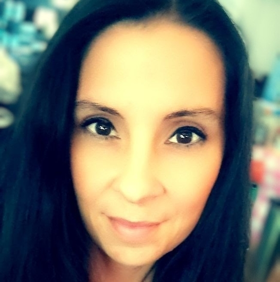 Profile Picture of Casey Maysonet kearns (@caseyk1919) on Poshmark