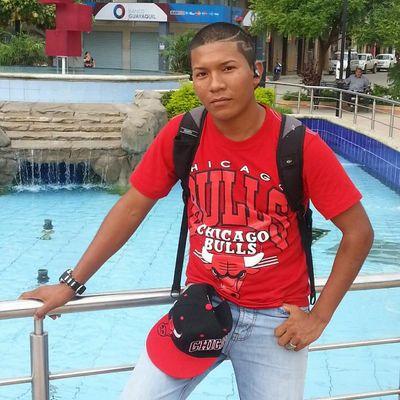 Profile Picture of Arturo Arroyo (@arturoarroyo236) on Twitter