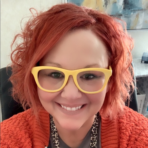 Profile Picture of Tabitha Nichols (@t2adams1976) on Poshmark