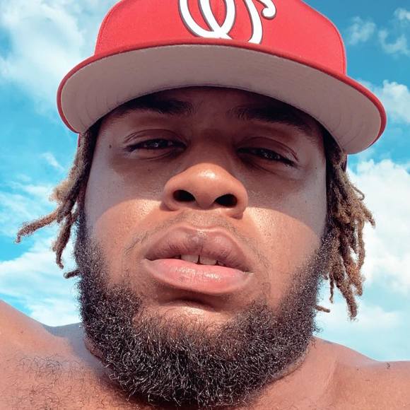 Amir Khalifa - Poshmark Profile Picture of Amir Khalifa (@amirkhalifa) on Poshmark