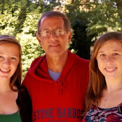 Profile Picture of Robert Strauss (@rsstrauss) on Twitter