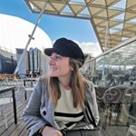 Profile Picture of Julie Combe (@julie.cmb) on Instagram