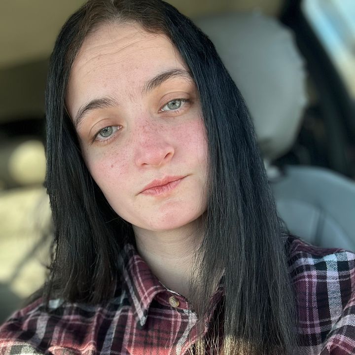 Profile Picture of Nicole Kirk (@@nicolekirk04) on Tiktok