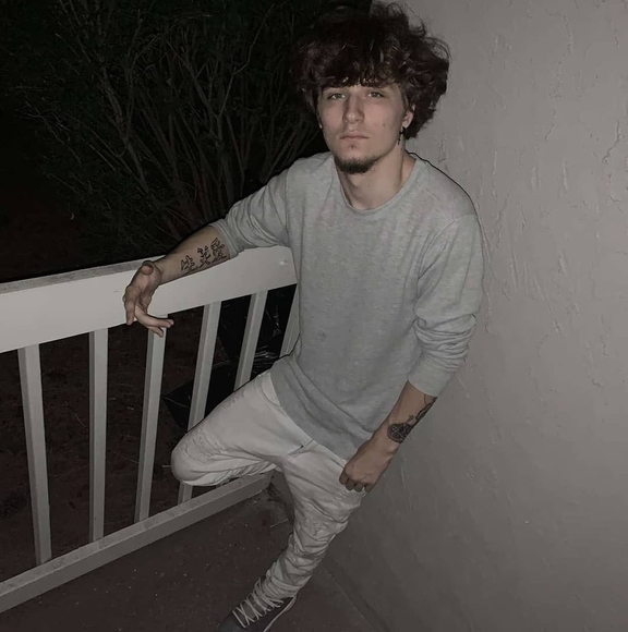 Profile Picture of Matt Dalton (@mattdalton233) on Poshmark