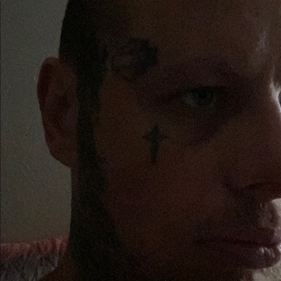 Profile Picture of Michael Martinek (@mikemartinek) on Poshmark