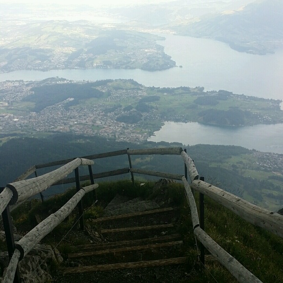 Profile Picture of Tyler Bannister (@tbann6) on Poshmark