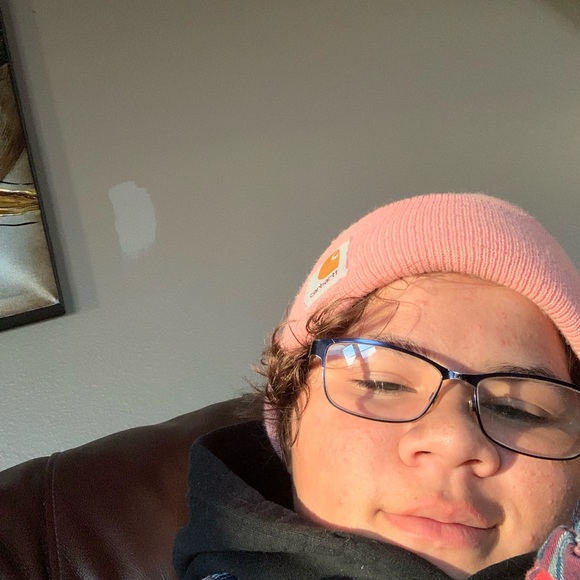 Profile Picture of Mya Knapton (@mknapton04) on Poshmark