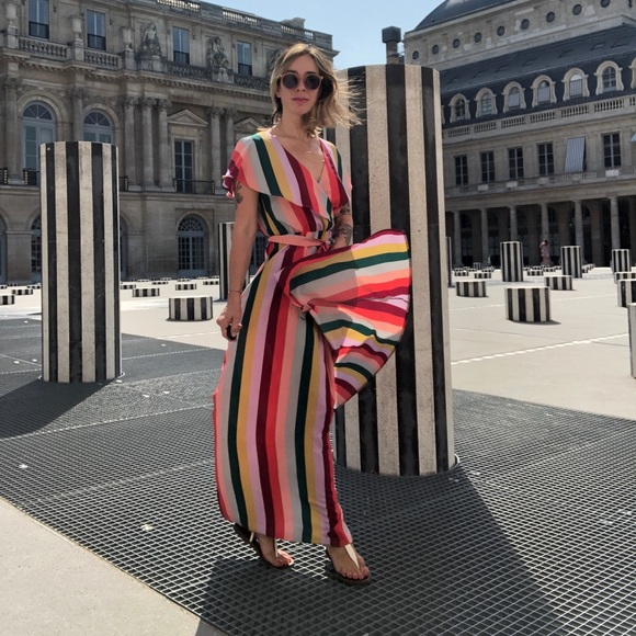 Profile Picture of Jennifer Galjour (@its_jen_g) on Poshmark