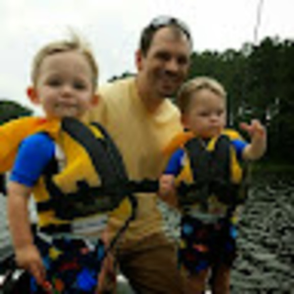 Profile Picture of Michael Bauer (@mbauer4090) on Poshmark