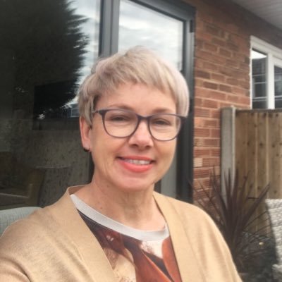 Profile Picture of Clare Fitzgerald  💙 (@ClareFitz66) on Twitter