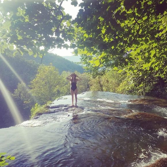 Profile Picture of Nikki Ramirez (@kiss_the_sky87) on Poshmark