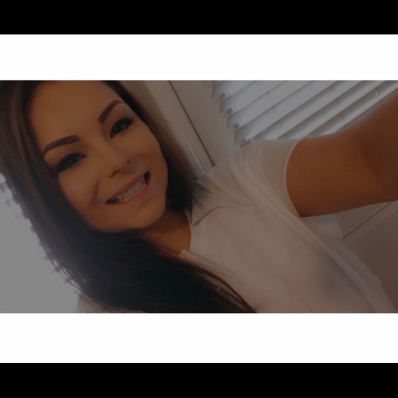 Profile Picture of Cassidy Franklin (@cassidylane24) on Poshmark