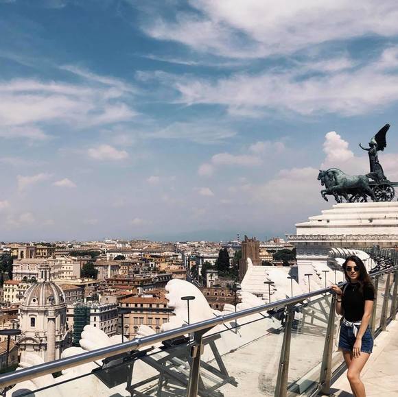 Alicia Wixson - Poshmark Profile Picture of Alicia Wixson (@aacloset17) on Poshmark