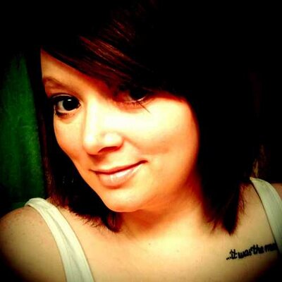 Profile Picture of Cassie Read (@estrelacadente7) on Twitter