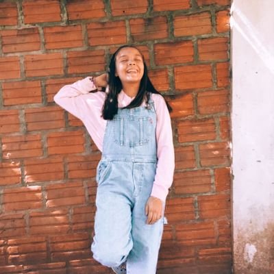 Profile Picture of Lara Trinidad (@LaraTrinidad4) on Twitter