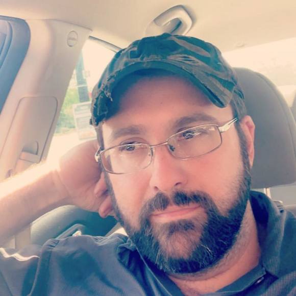 Profile Picture of Luke Beckford (@kiddnickels3) on Poshmark