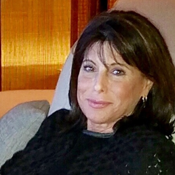 Profile Picture of Marjorie Lefkoff (@bundila) on Poshmark