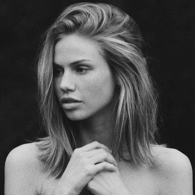 Profile Picture of Ariel D. Rogers (@ArielDRogers) on Twitter