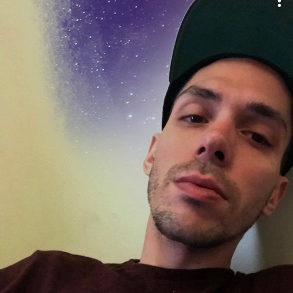 Chris Kelsey - Poshmark Profile Picture of Chris Kelsey (@chriskelsey704) on Poshmark