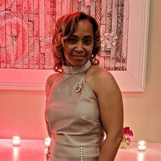 Profile Picture of Tonya EncaladeCollins (@tonya.encaladecollins) on Facebook