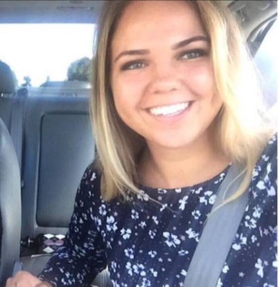 Profile Picture of Natasha Polyakov (@natashapolyakov) on Poshmark