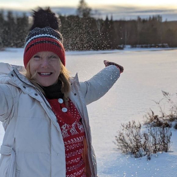 Profile Picture of Guylaine Lemieux (@guylainelemieux) on Poshmark