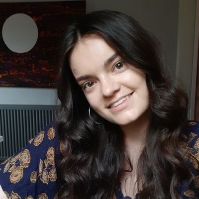 Profile Picture of Lara Field (@lara_field_) on Twitter