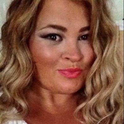 Profile Picture of Kate Brewer (@katebrewer9) on Twitter