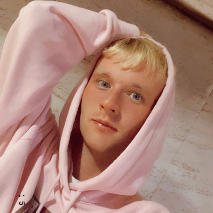 Profile Picture of Cameron (@@cameronleepeek) on Tiktok