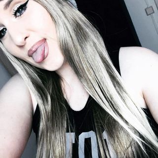 Profile Picture of Julia Grieger (@julia.grieger.5) on Facebook